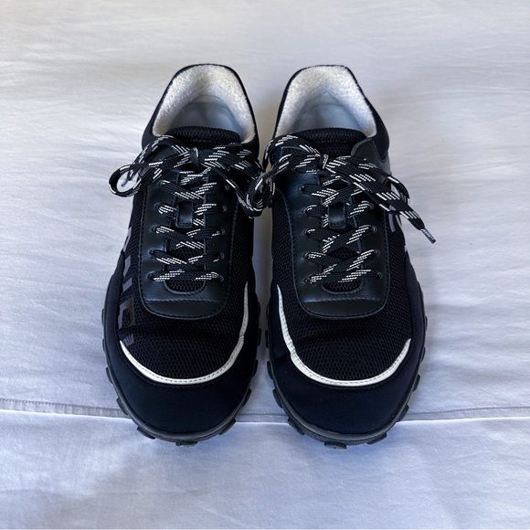 CHANEL Sneaker Calfskin/Mesh/Lycra G34087 (black) - Picture 3 of 10